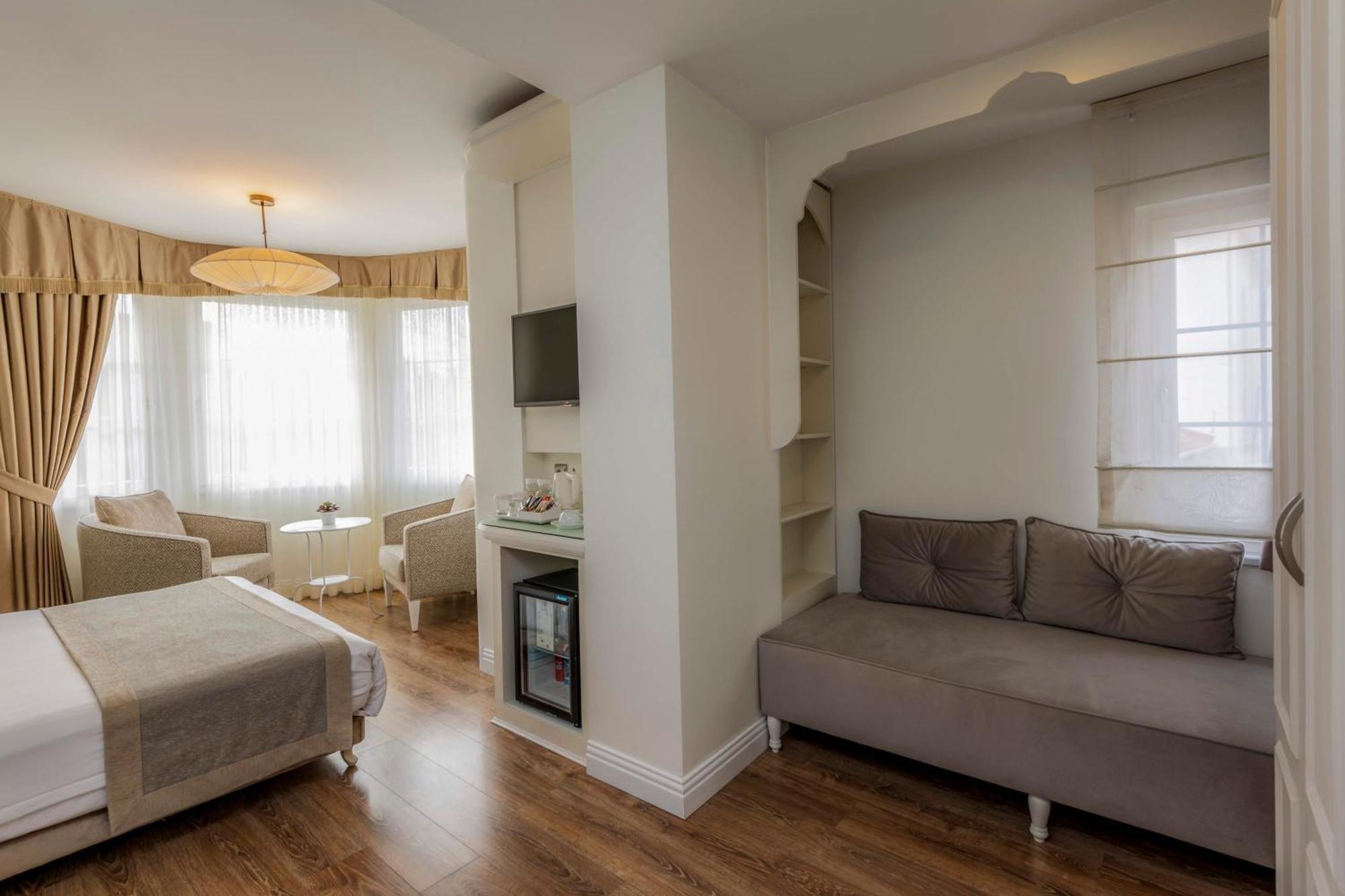 Deluxe Room,1274931010:JPEG