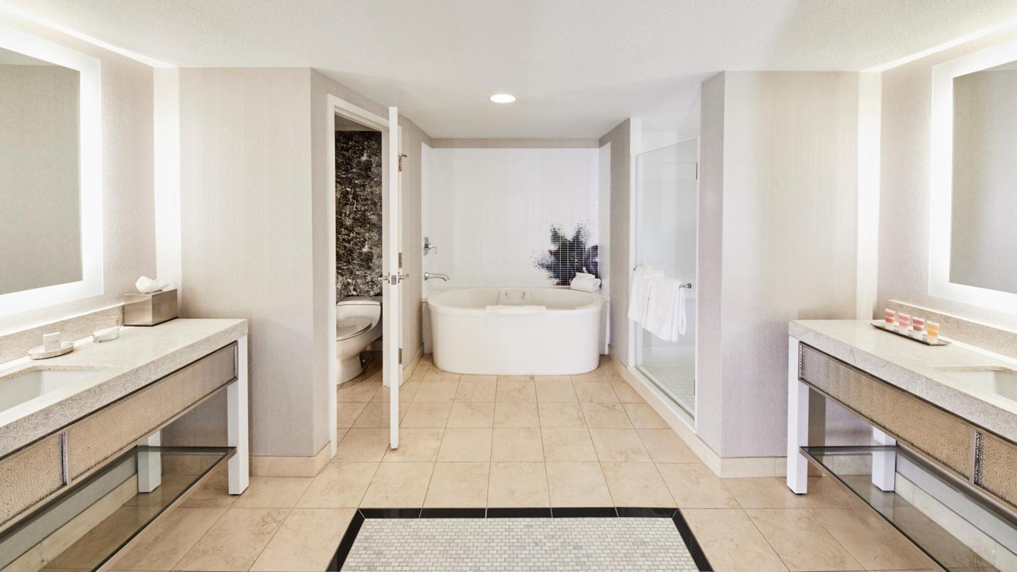Chambre Ultra avec 2 Lits Queen-Size Complexe - Non-Fumeurs
