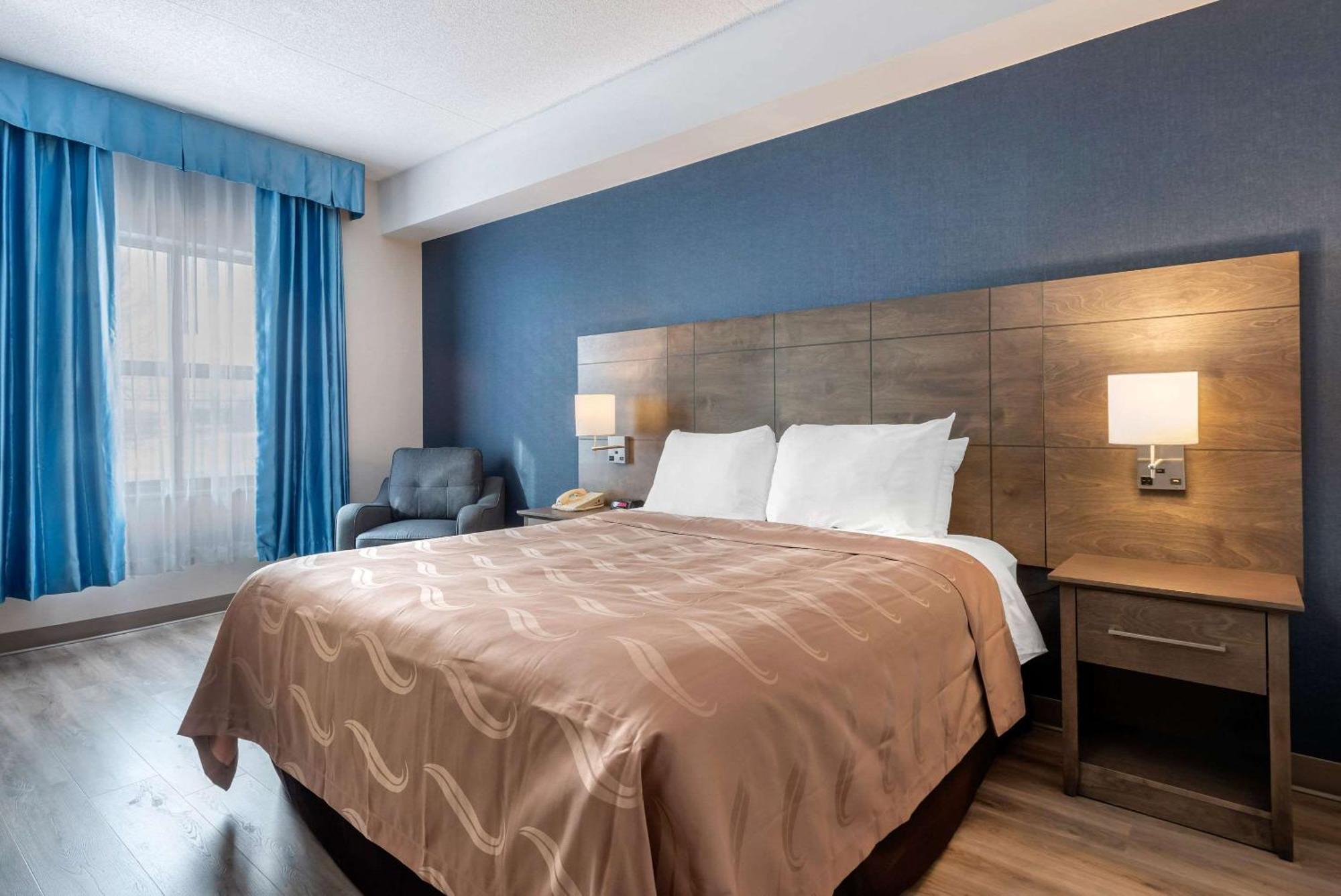 Chambre Lit Queen-Size - Non-Fumeurs