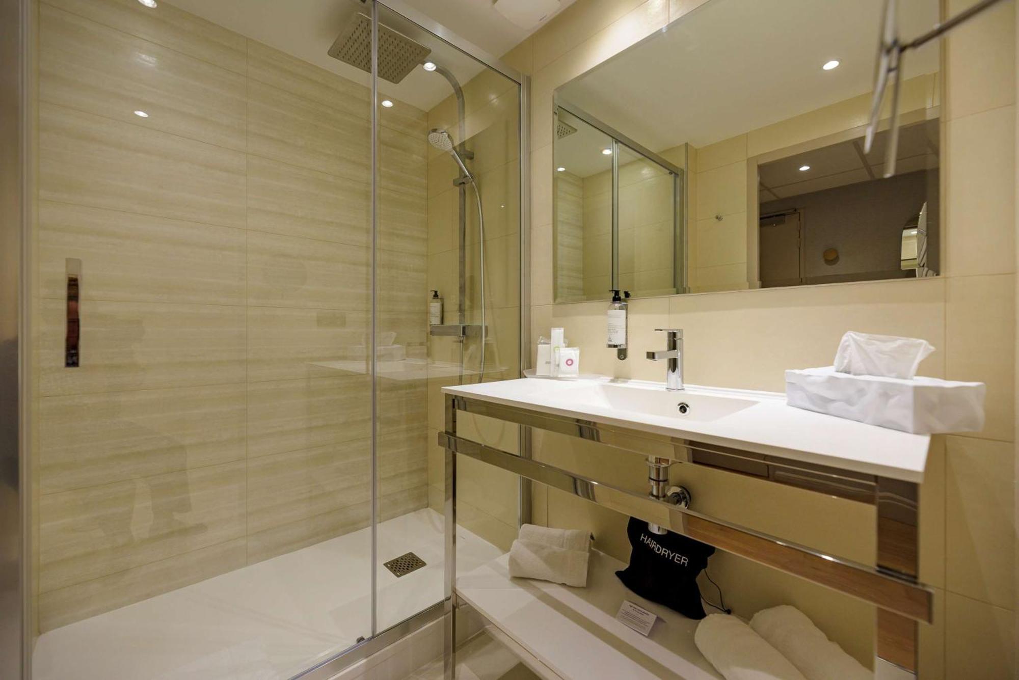 Two-Bedroom Apartment,1279213627:JPEG