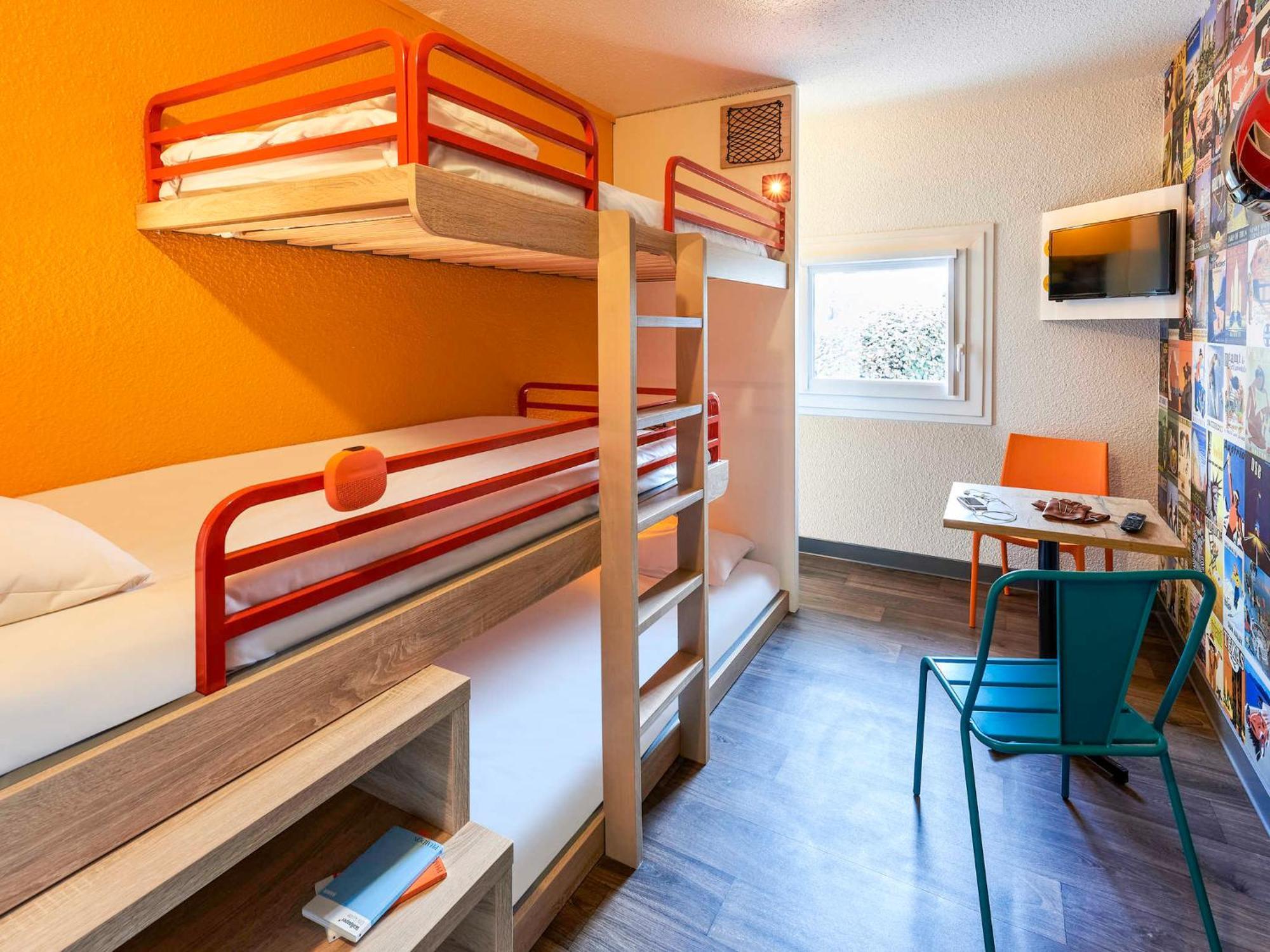 Cabrio Triple Room Private Bathroom