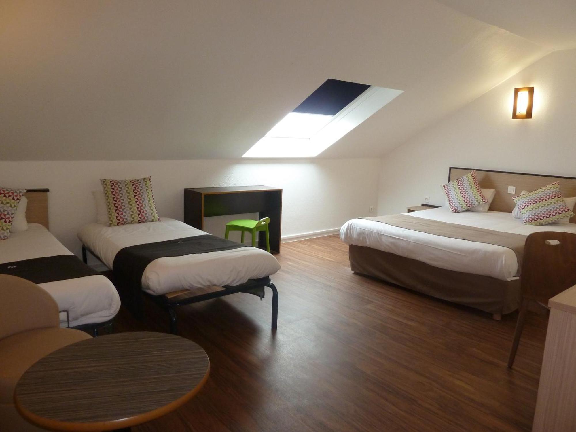 Triple Room