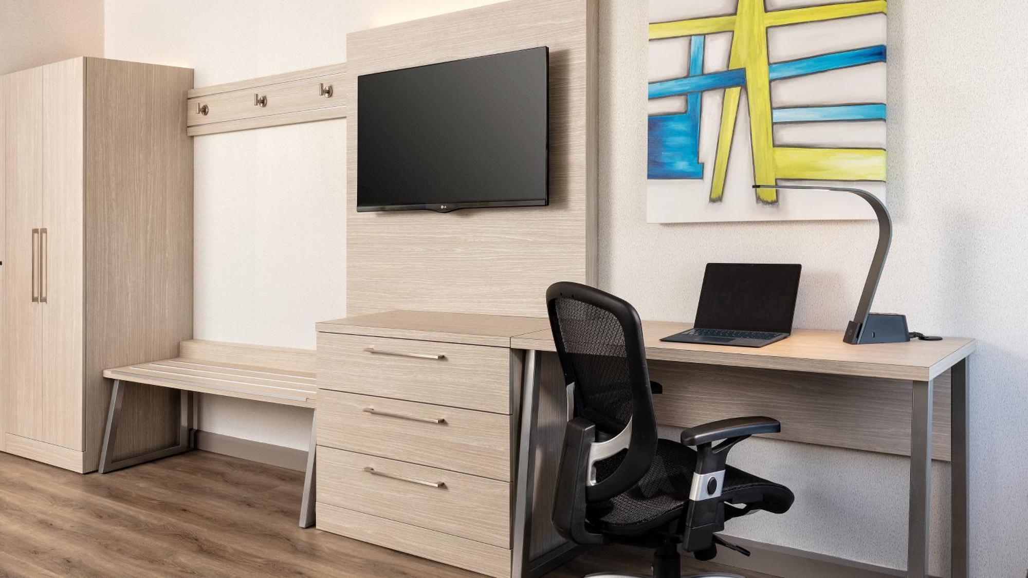 Standard King Room