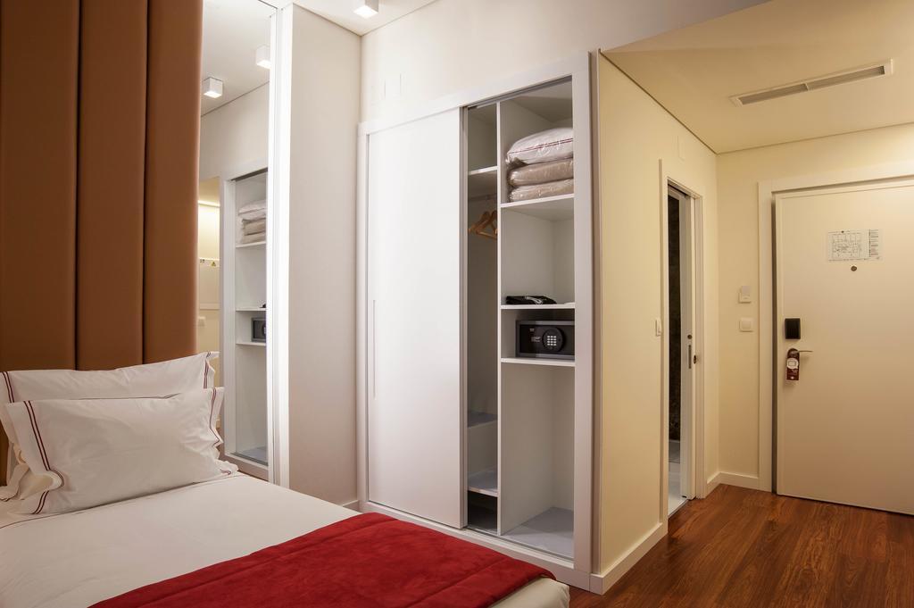 Twin Room Interior View