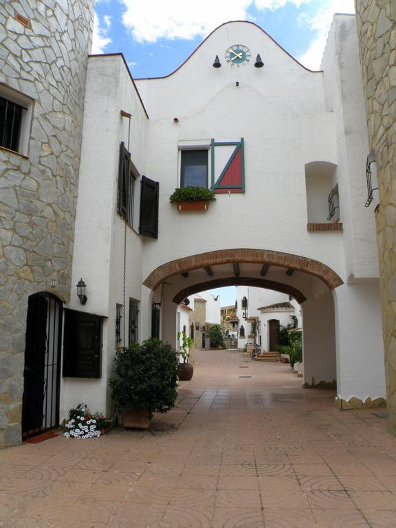 Appartement 2 Chambres au Rez-de-Chaussée
