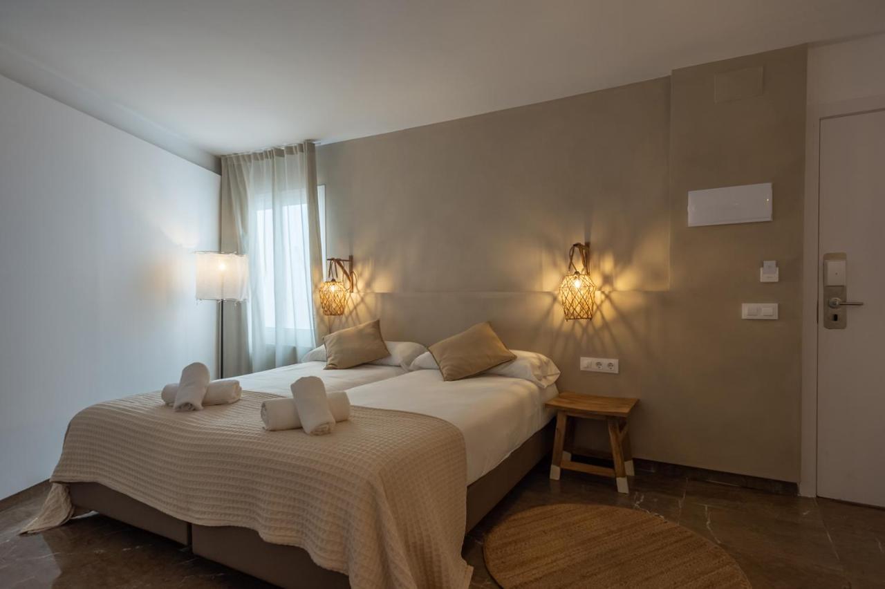 Chambre Double - Accessible aux Personnes à Mobilité Réduite