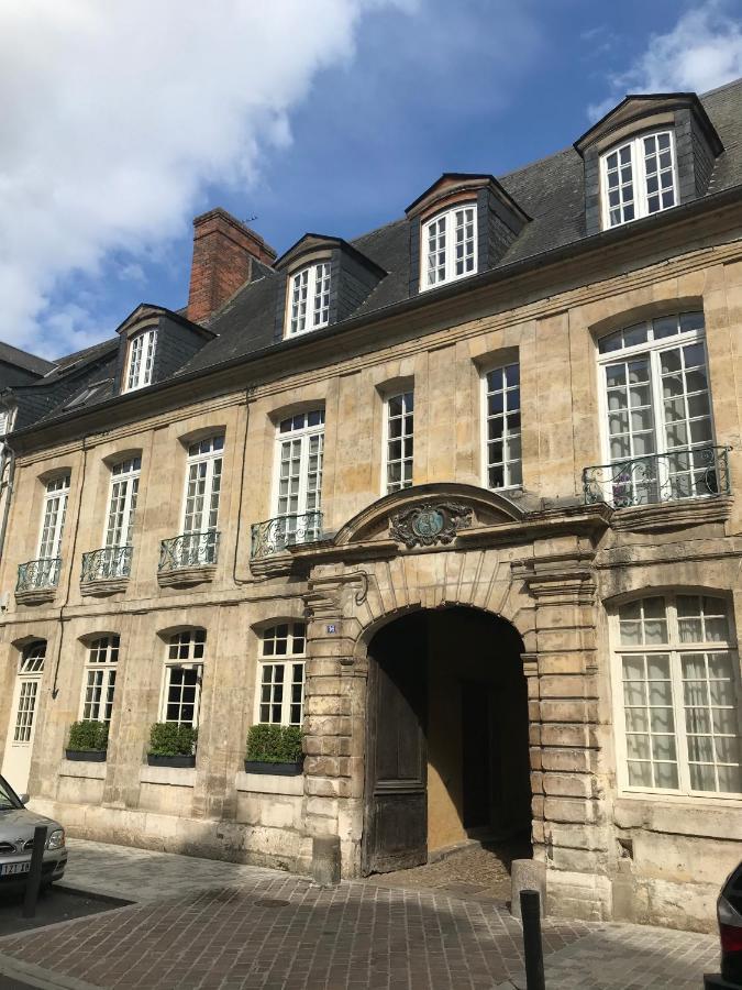 Suite Katikies avec Jardin et Piscine - Vue sur Mer