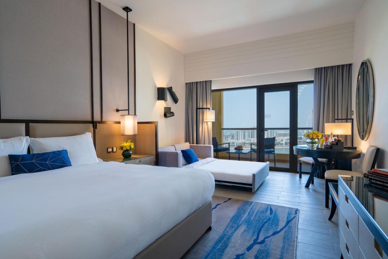 Chambre Familiale Lit King-Size avec Balcon - Vue sur Front de Mer