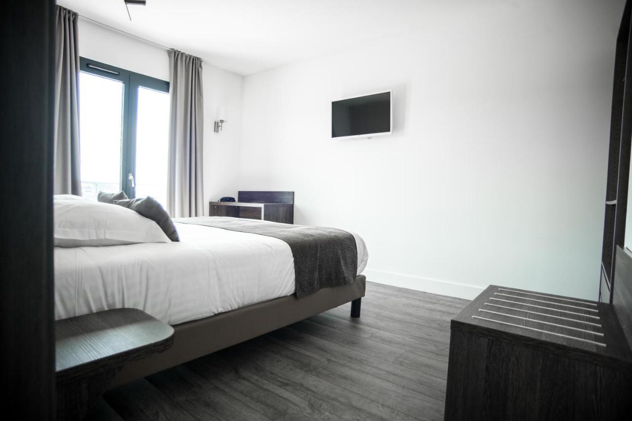 Chambre Double - Accessible aux Personnes à Mobilité Réduite