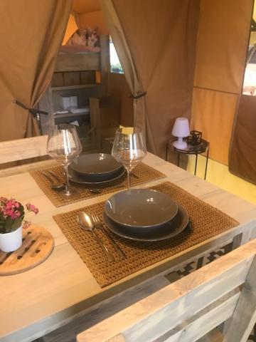 Maasai Safari Tent without Sanitary Facilities,1308795994:JPEG