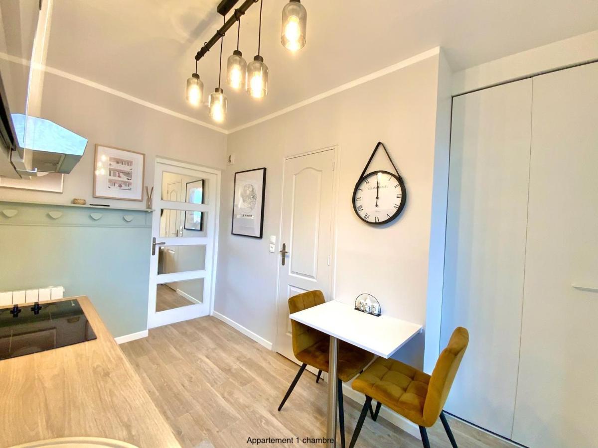 One-Bedroom Apartment,1313568823:JPEG