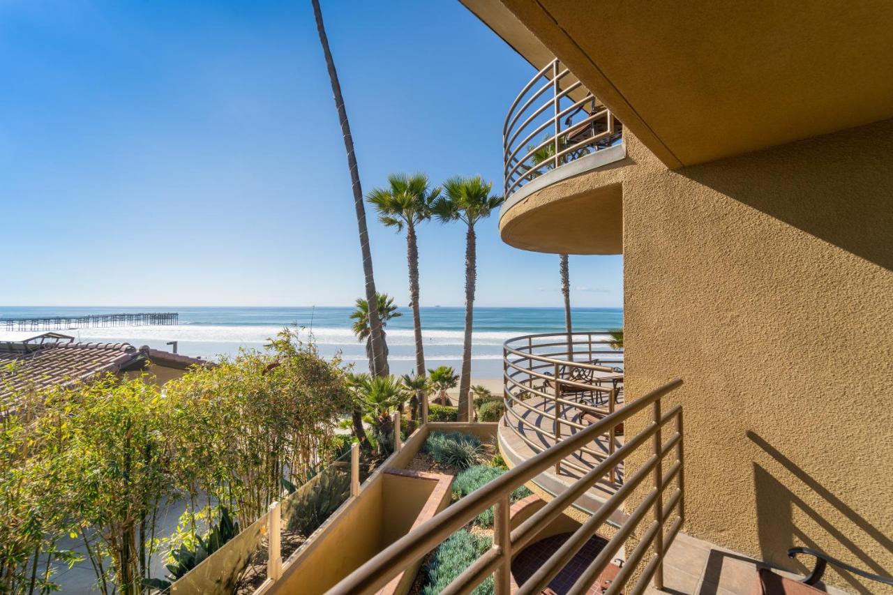 Partial Ocean View Standard ADA Accesible Room