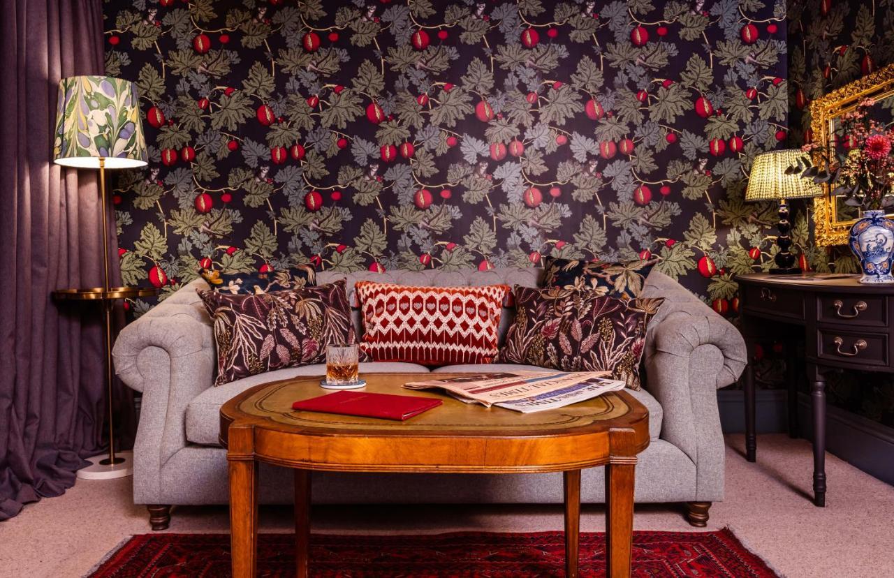 Marvellous Room