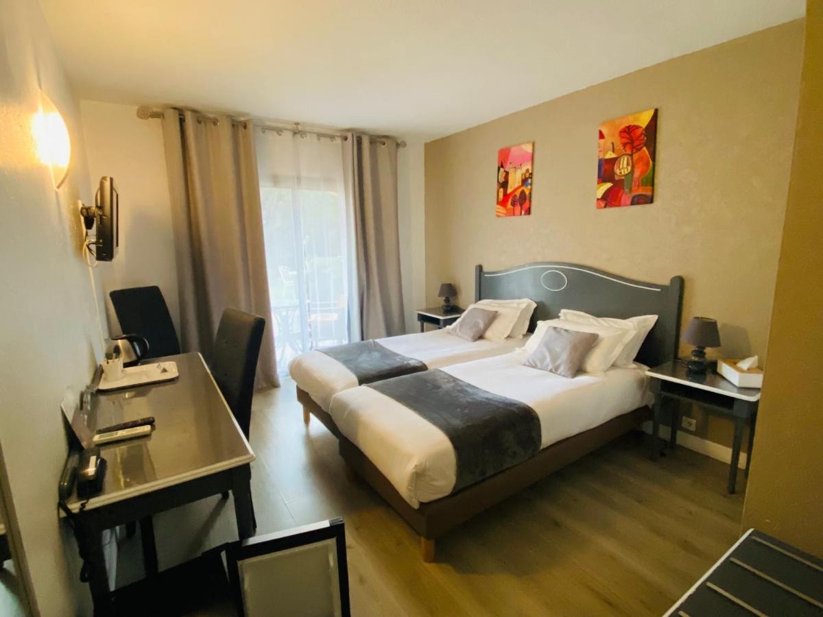 Chambre Lits Jumeaux Supérieure avec Terrasse - Rez-de-Chaussée