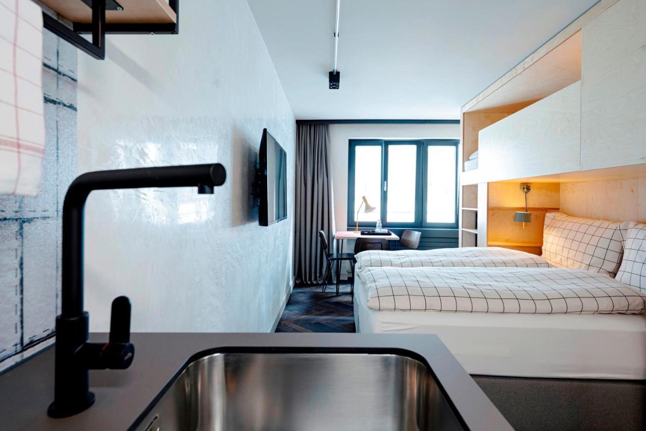 Chambre Triple et Kitchenette