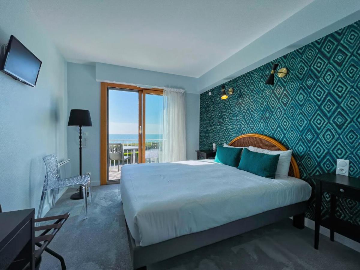 Queen Room Sea View
