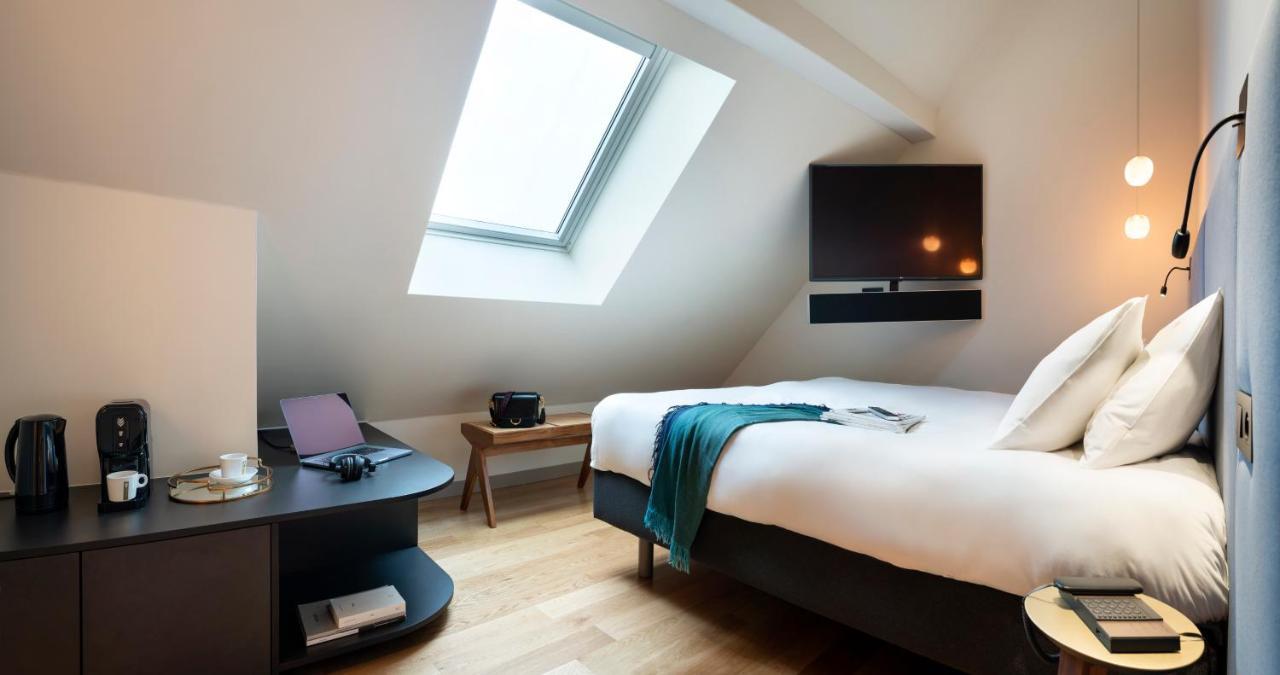 Petite Chambre Double Sous le Toit