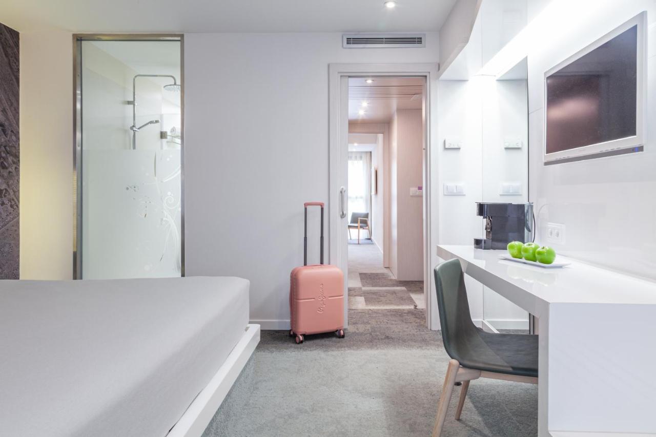 Suite Junior Familiale (2 Adultes + 2 Enfants)