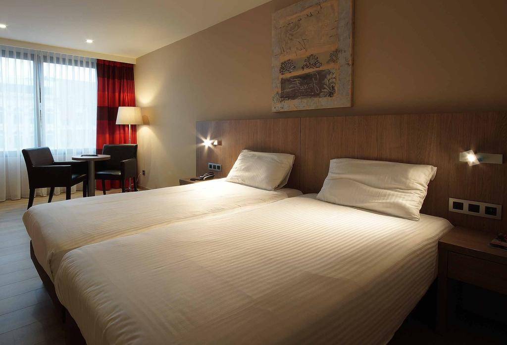 Standard Double or Twin Room,140065767:JPEG