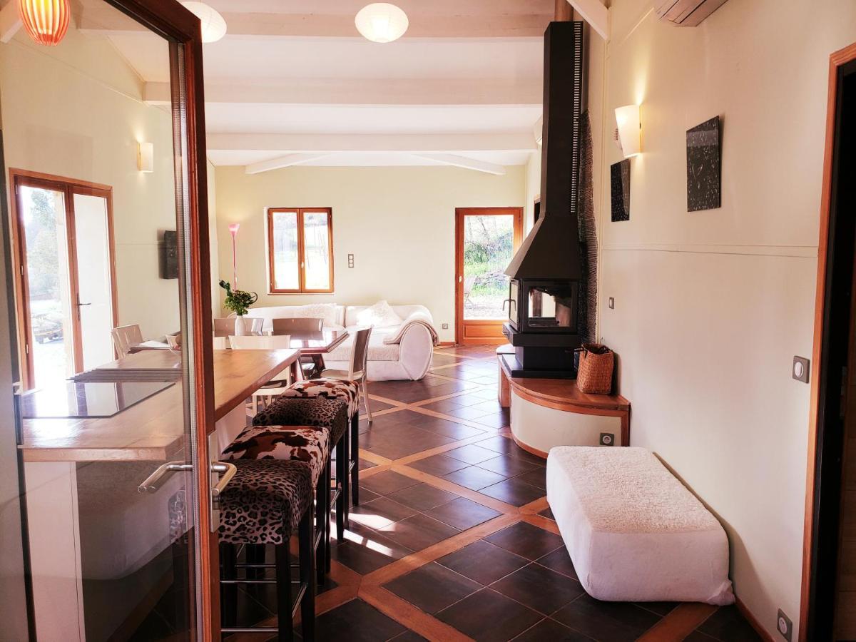 Two-Bedroom House,1379264462:JPEG