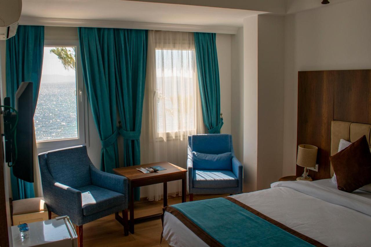 Chambre Lit Queen-Size - Vue sur Mer
