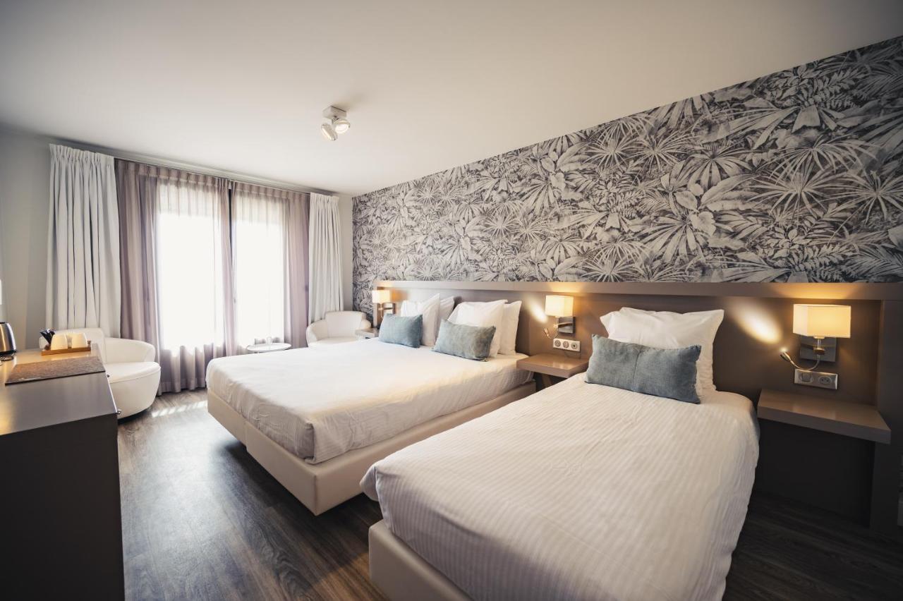 Chambre Triple avec Balcon - Vue sur Jardin
