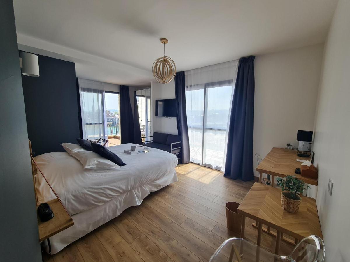 Deluxe Double Room Balcony Sea View,1388525894:JPEG