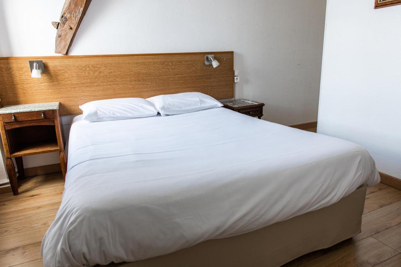 Double Room,1392515957:JPEG