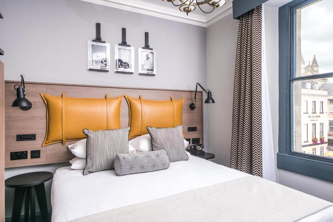Standard Print Guest room 1 Double