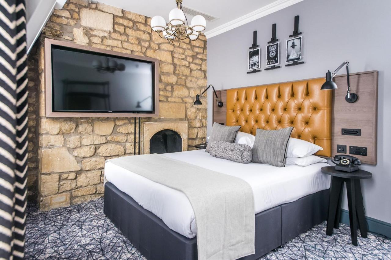 Standard Print Guest room 1 Double