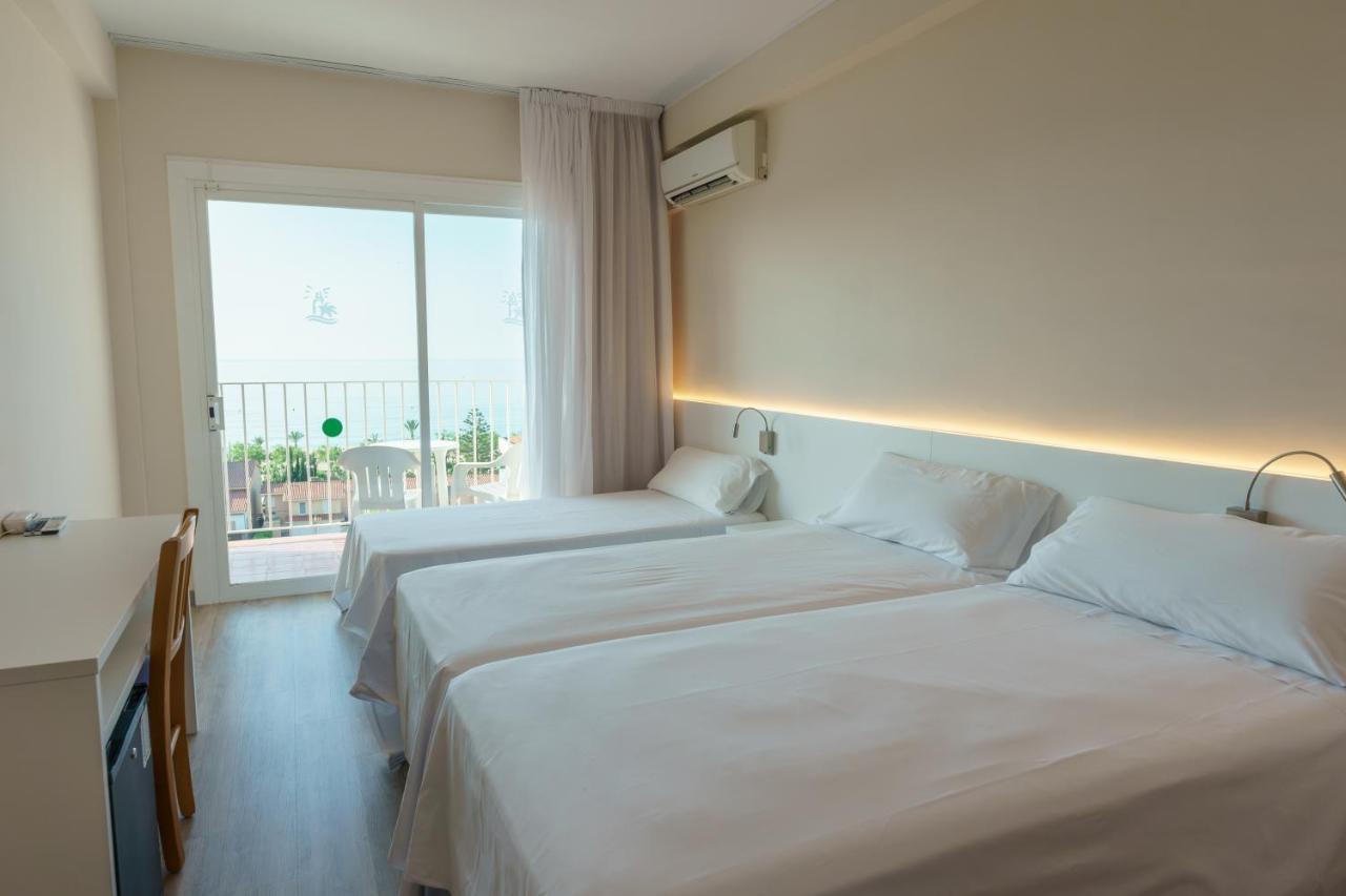 Triple Room Sea View