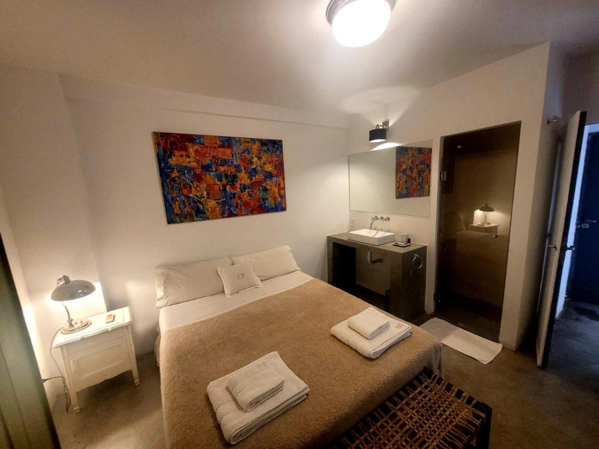 Small Double Room,1313602795:JPEG
