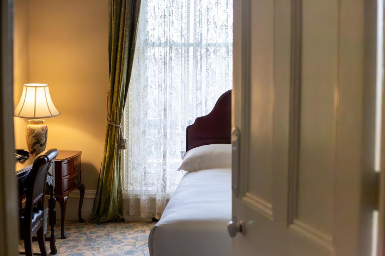Victorian Suite,893571247:JPEG