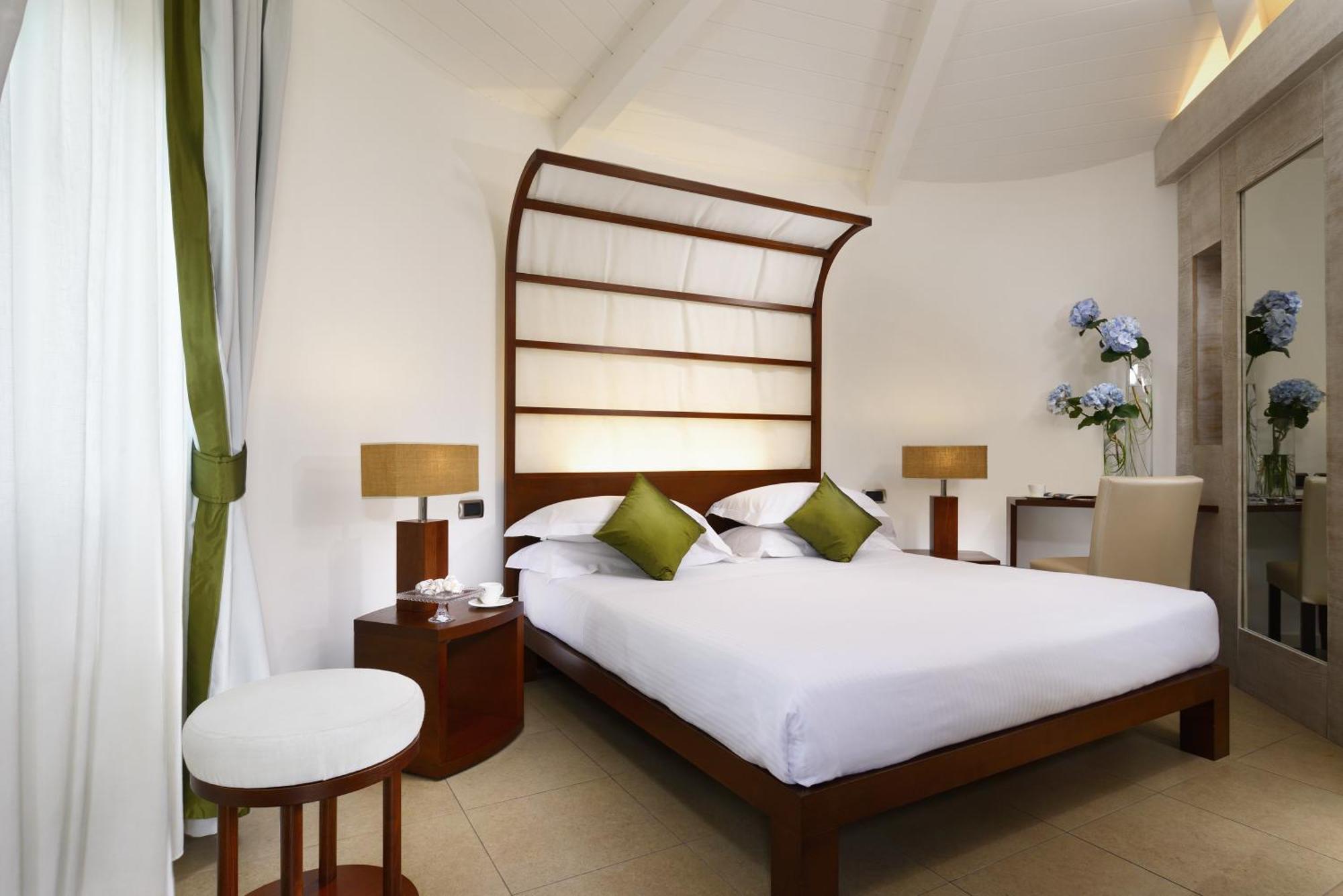 Superior Double Room,1433581105:JPEG