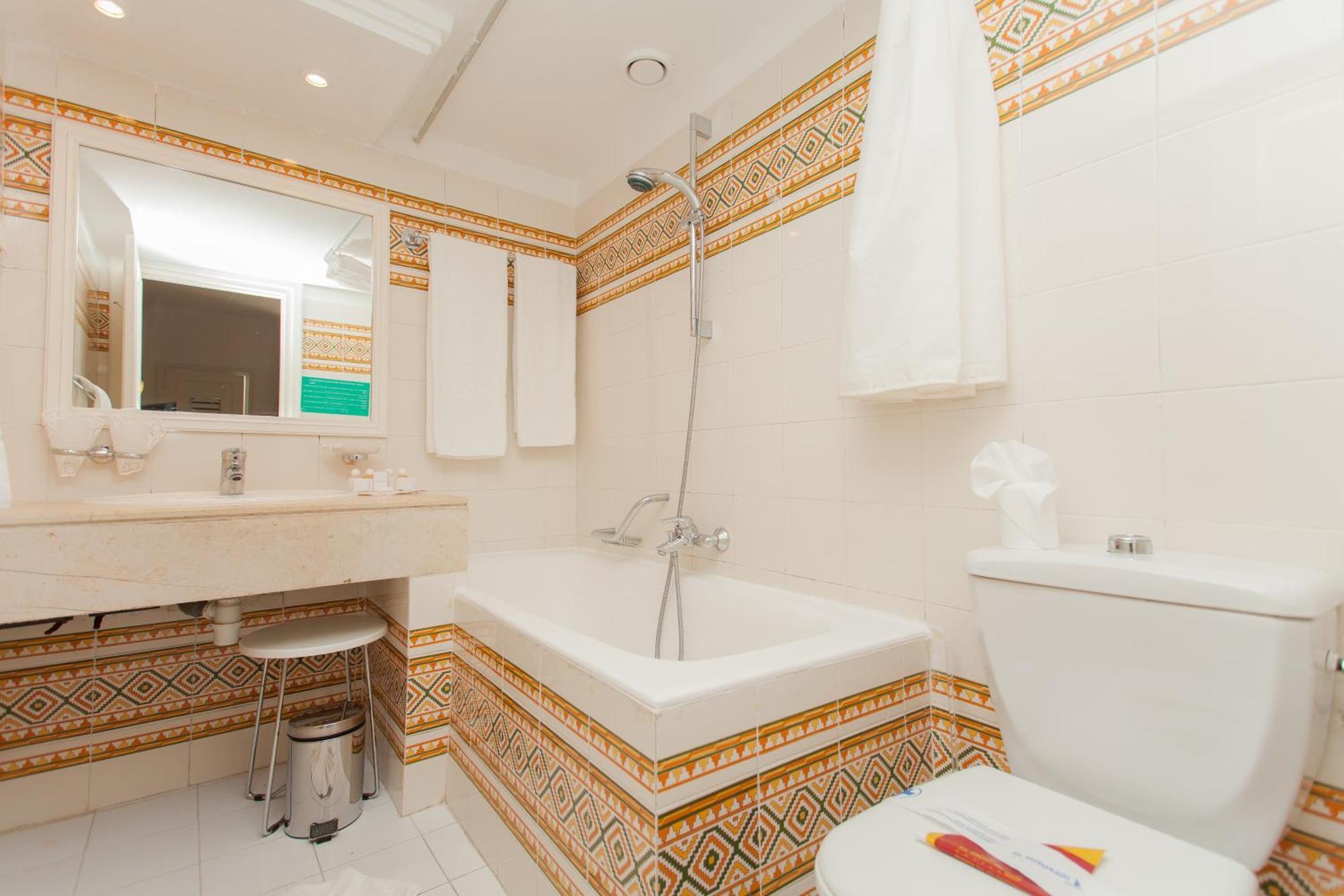 Standard Single Room