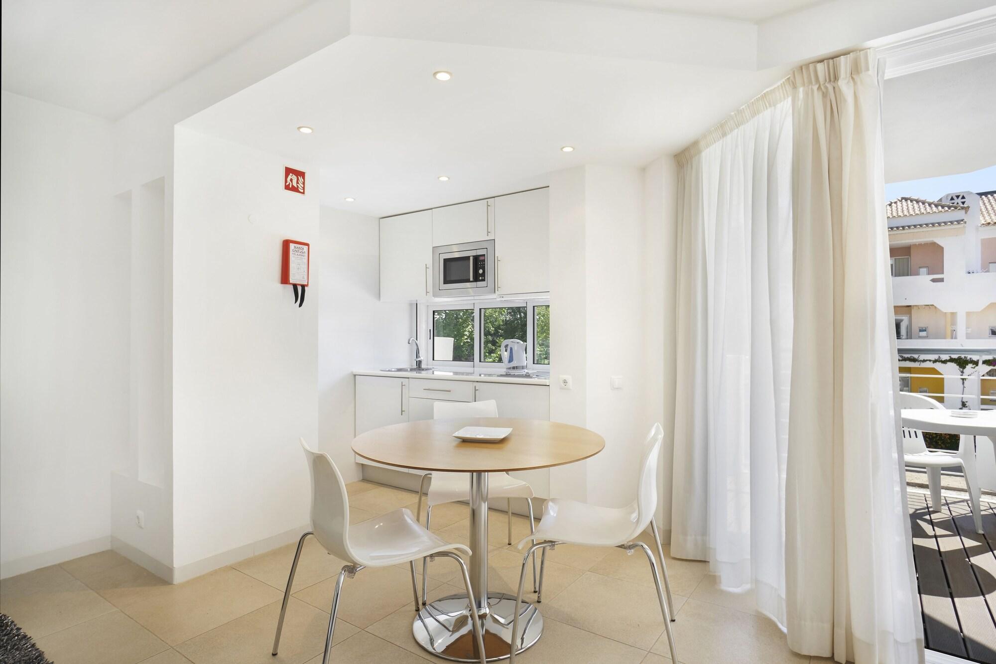 Studio Supérieur (2 adultes + 1 enfant)