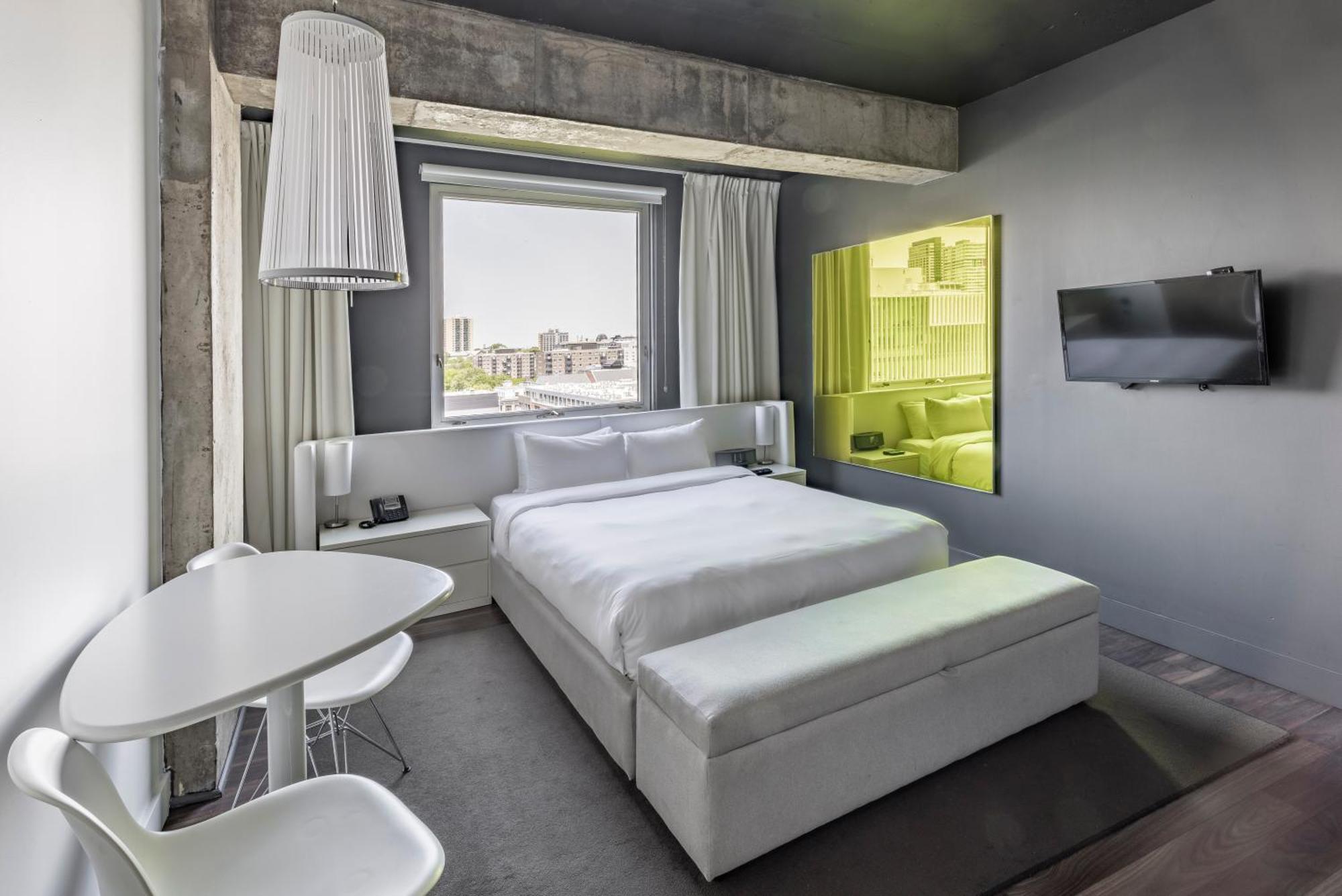 Superior Queen Room
