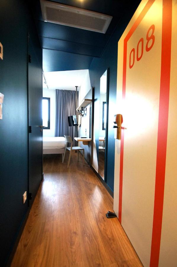 Chambre Triple avec 1 Lit Double et 1 Canapé-Lit