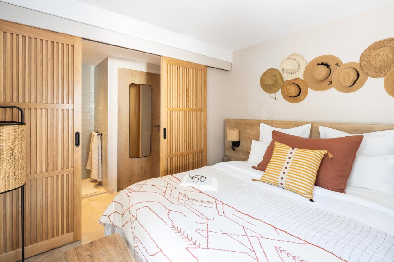 Small Double Room,1488005620:JPEG