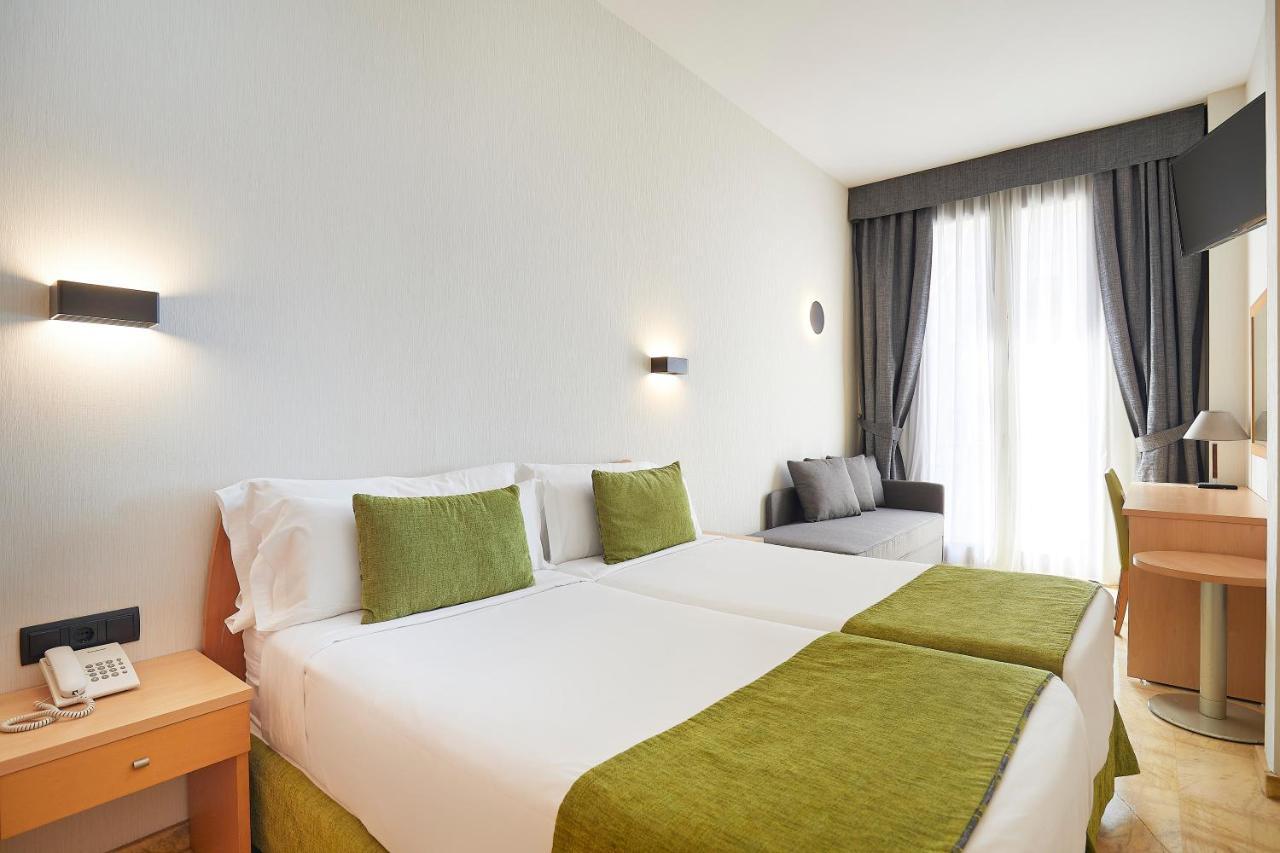 Twin Room City View