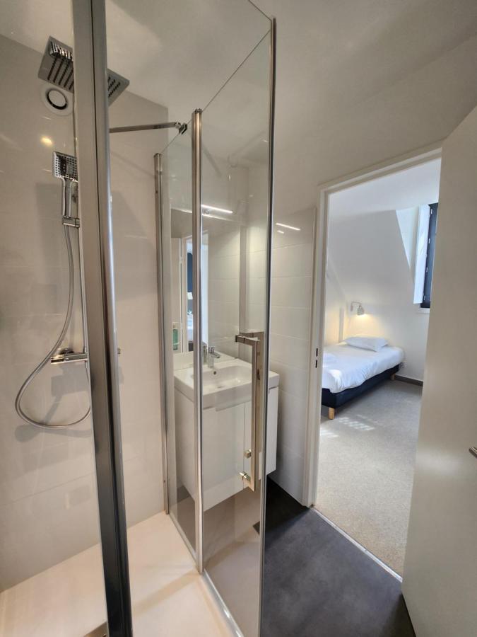 Suite with City View,1716978683:JPEG