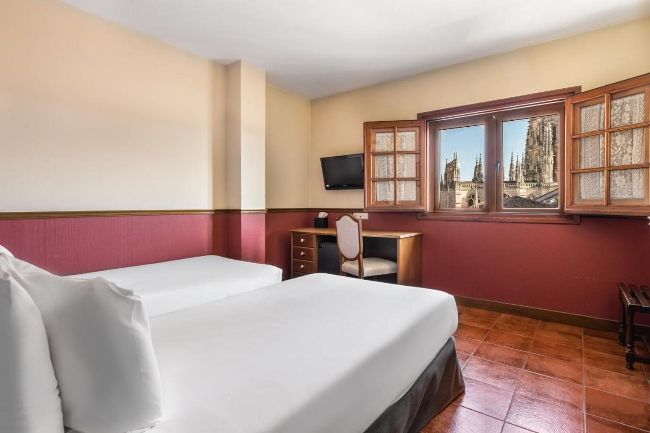 Twin Room Cathedral View
