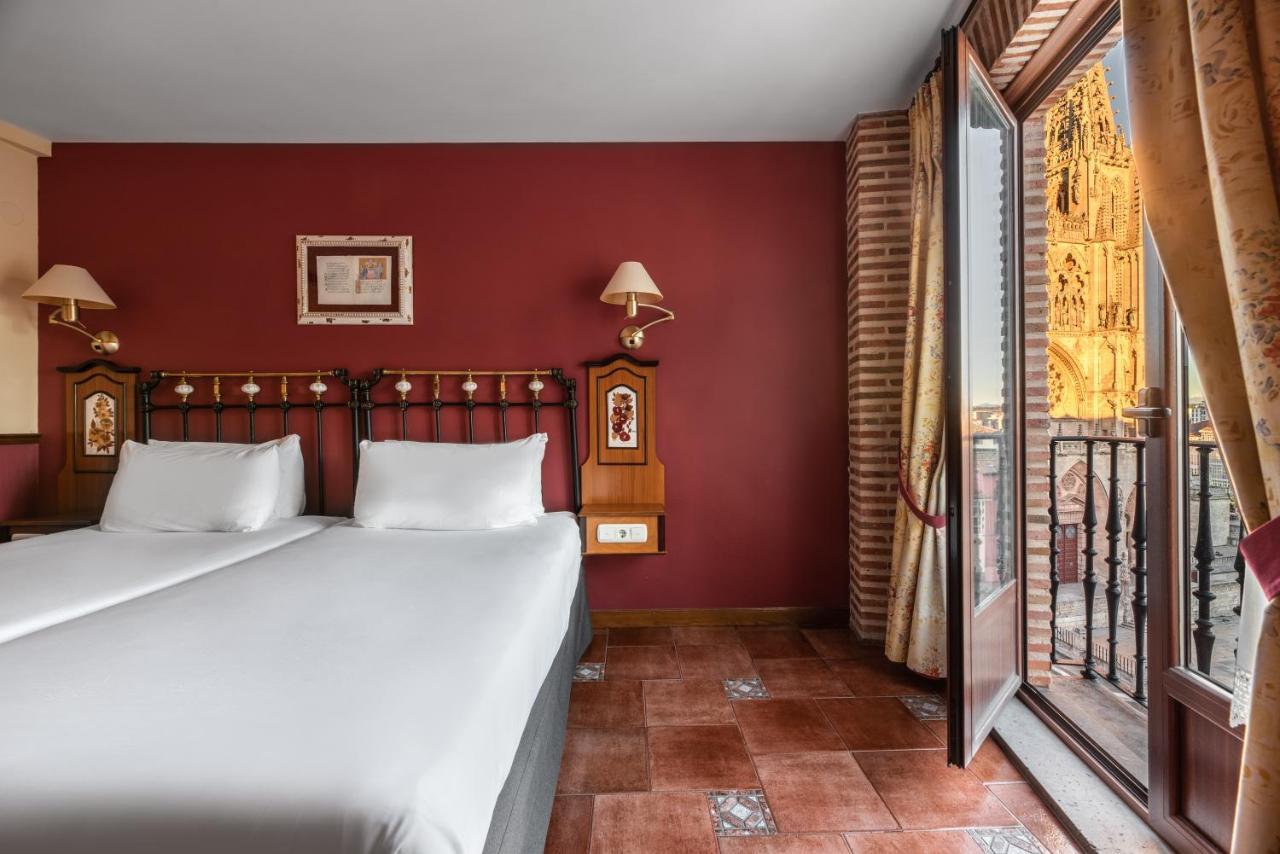Twin Room Cathedral View