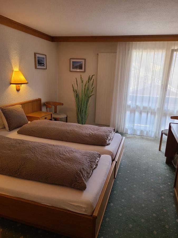 Chambre Double Supérieure avec Balcon - Vue sur Eiger