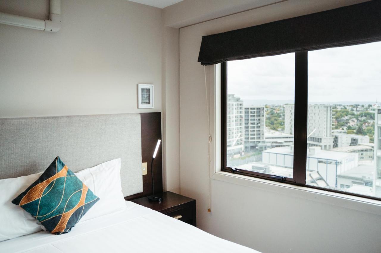 Two-Bedroom Apartment Split Level Queen Single,1498637557:JPEG