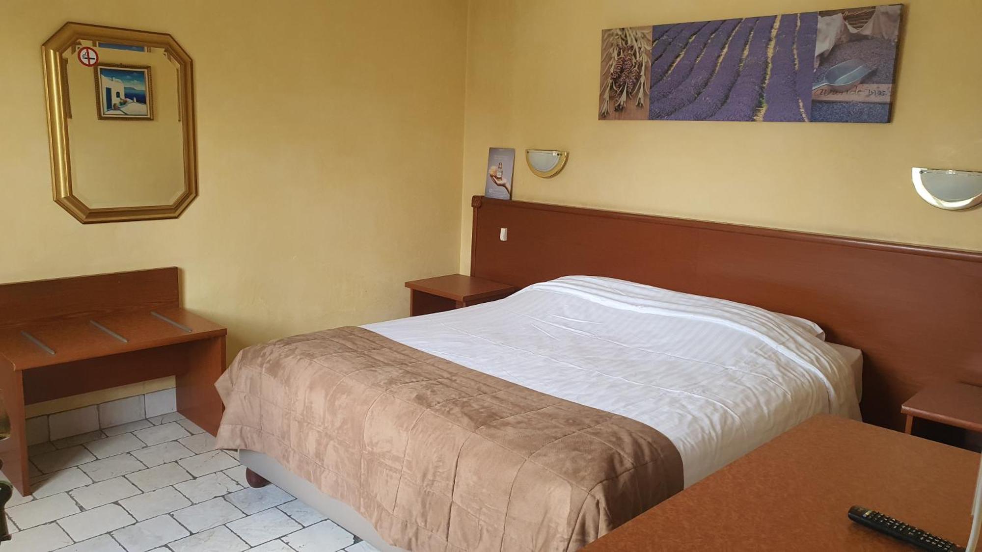 Double Room,1499541955:JPEG