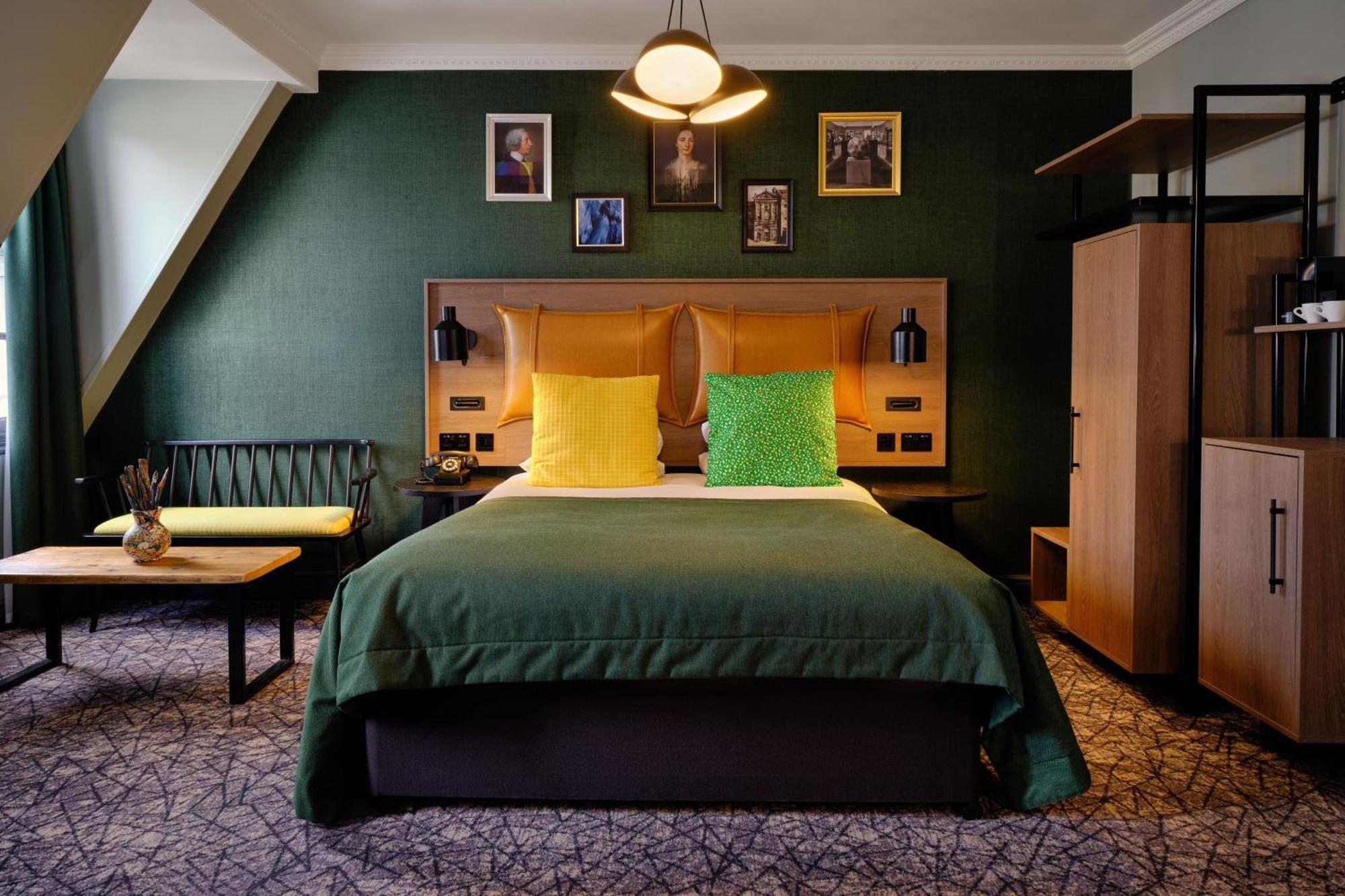 Gallery Guest room 1 King