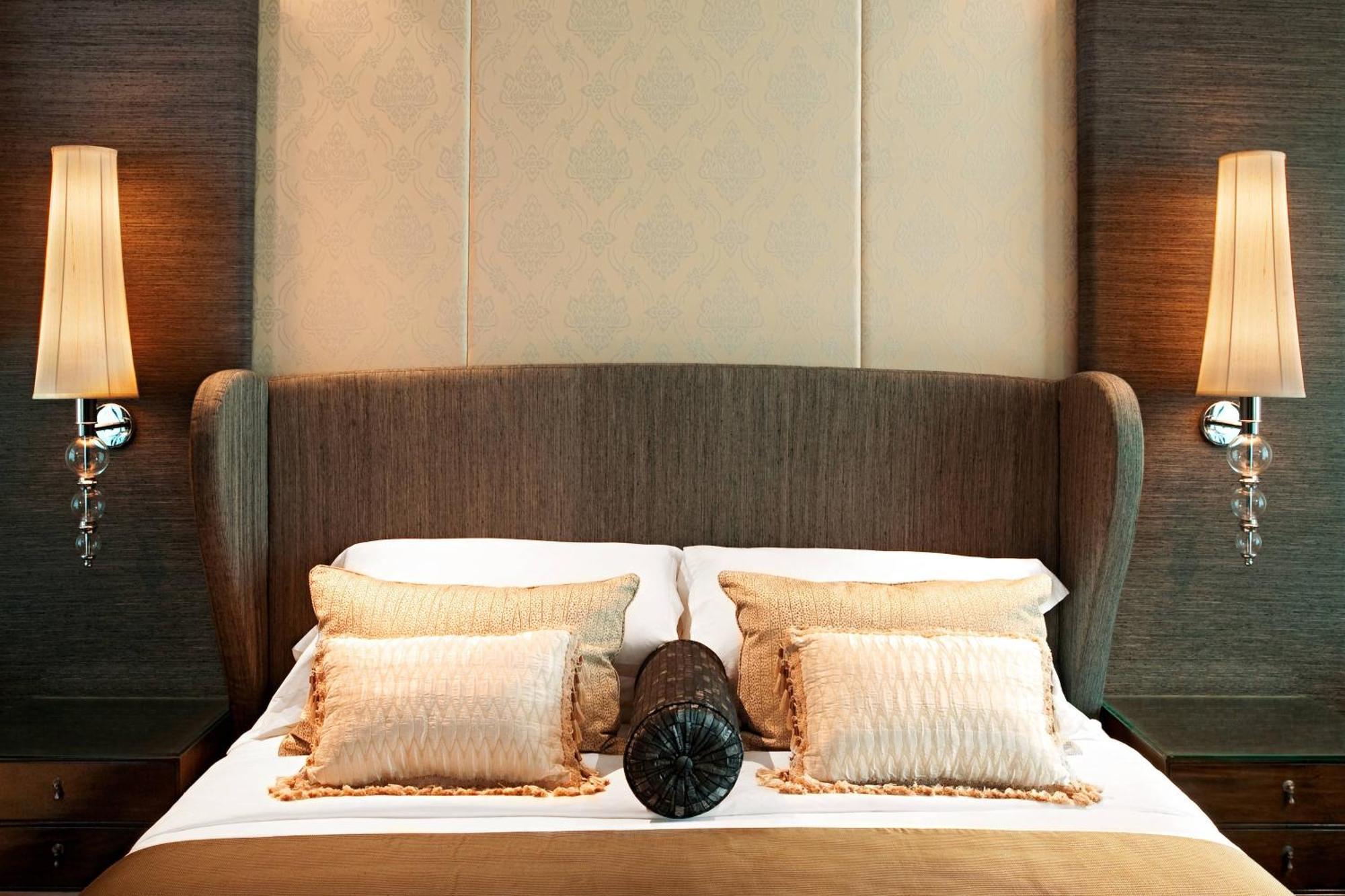 Grand Deluxe King Room with Skyline View,1517633188:JPEG