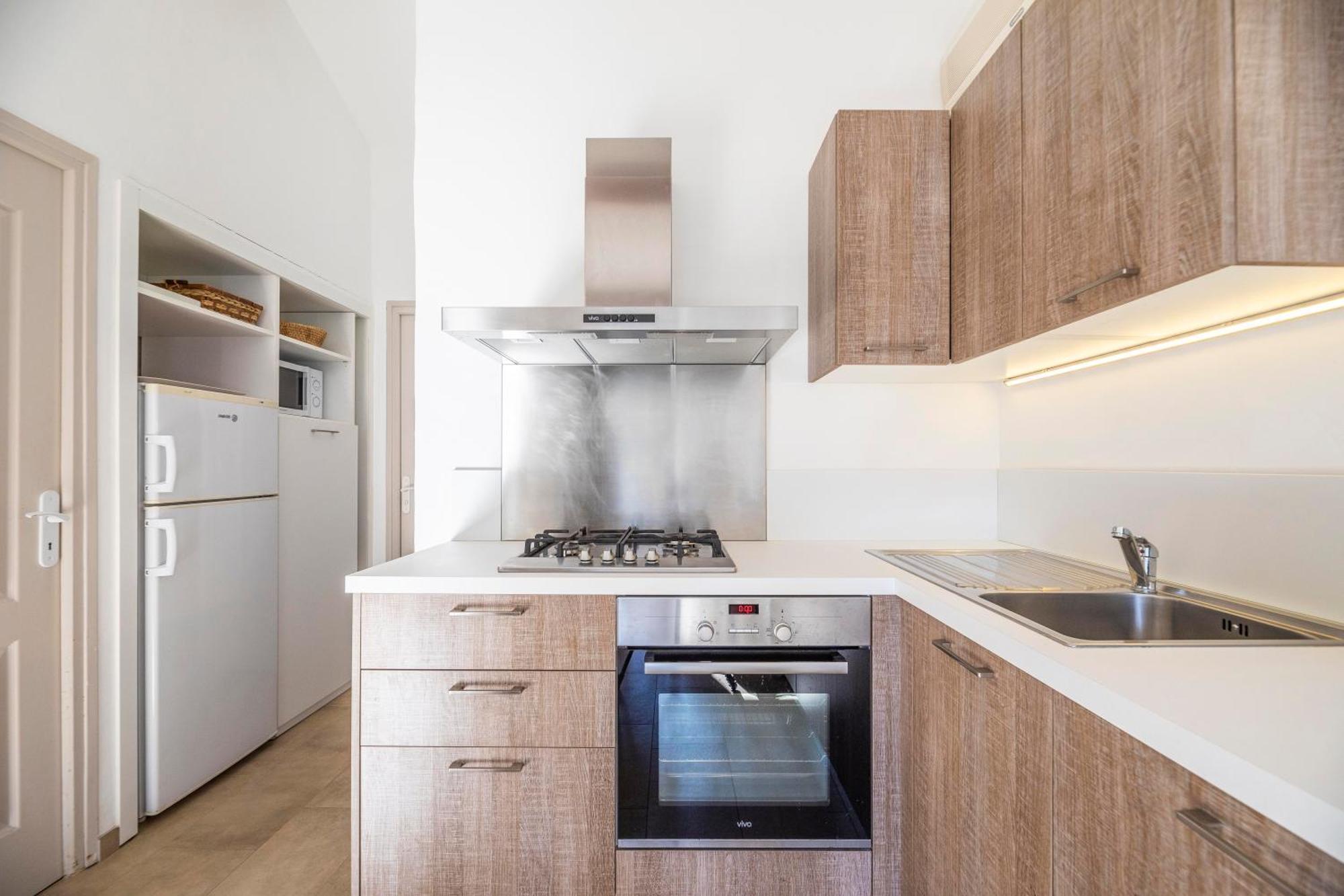One-Bedroom Villa Scrubland Side