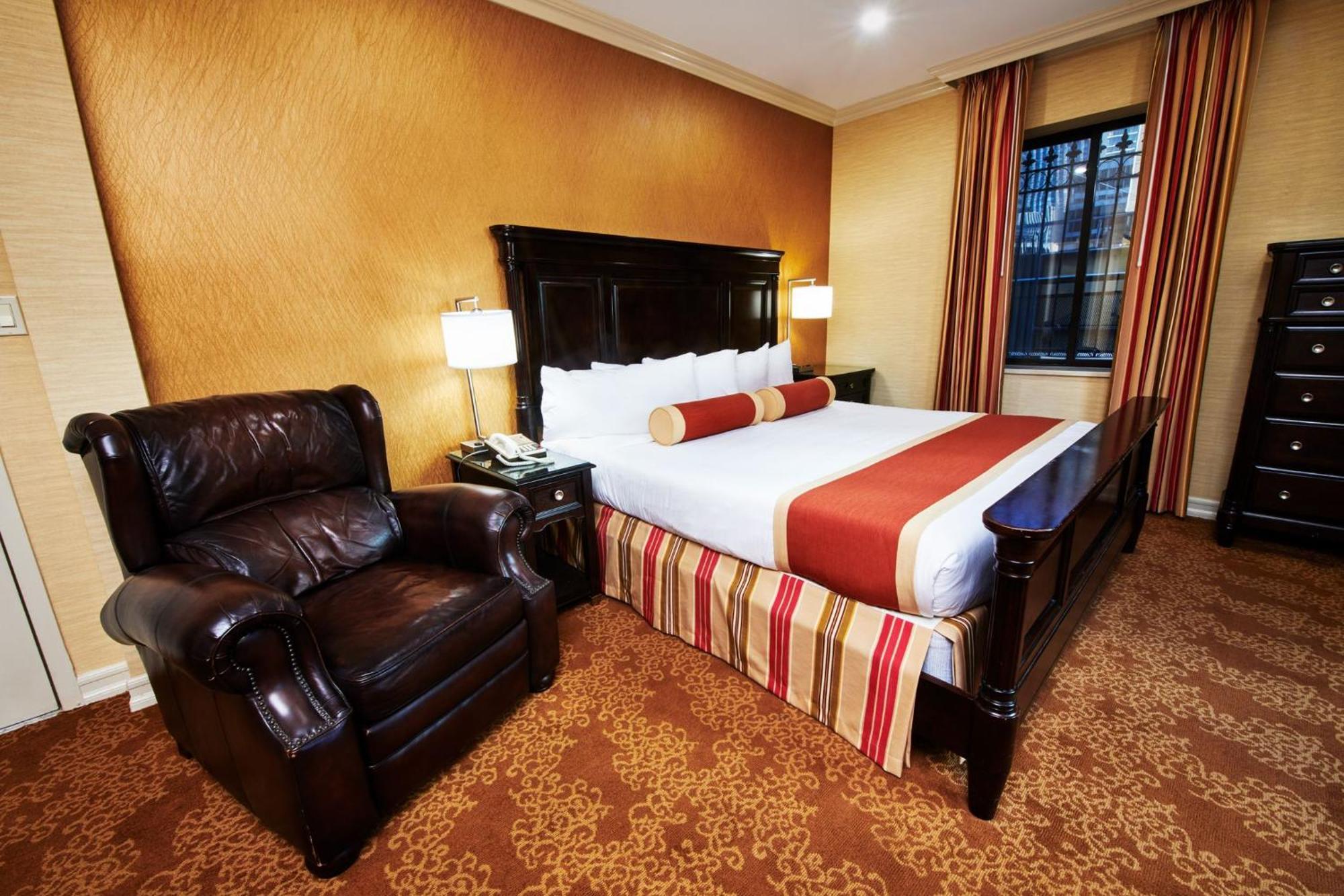 Penthouse Studio King Bed